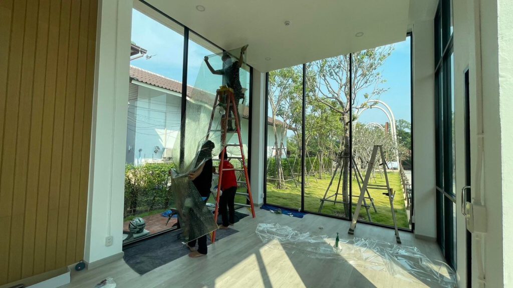 ผ้าม่านระยอง ผ้าม่าน มู่ลี่ ฉากกั้นห้อง ม่านม้วน ม่านปรับแสง 